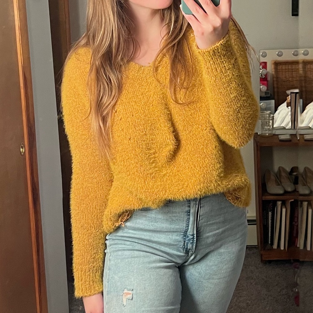 Mustard yellow soft v-neck sweater
